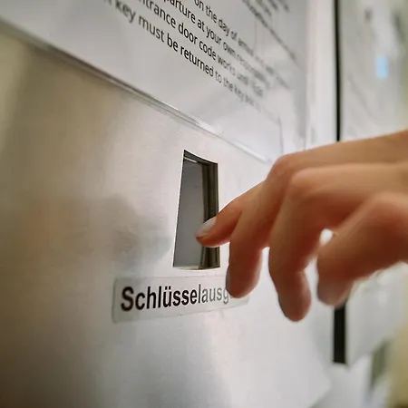 Herdegen - Self Check-in 3*