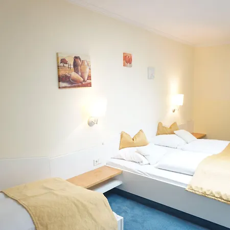 Herdegen - Self Check-in Hotel 3*